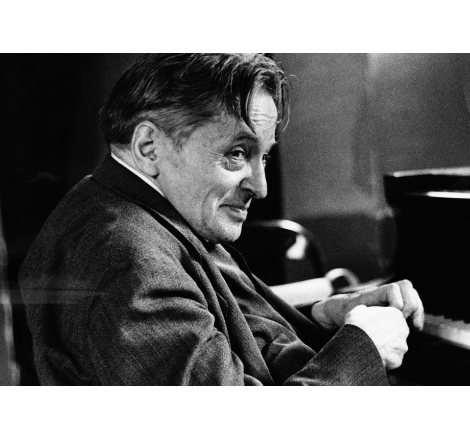 Georges Enesco en août 1953 à la Bryanston Music School en Angleterre. © Thurston Hopkins/Getty Images