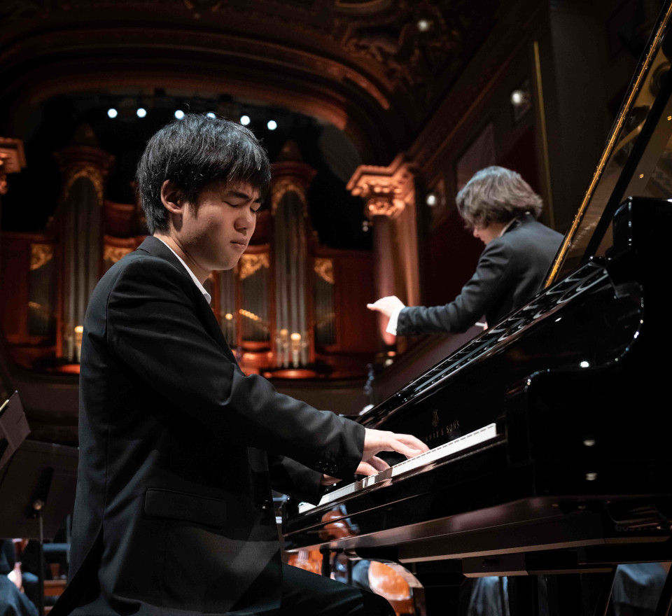 Kévin Chen - lauréat du Concours International de Genève et du prix spécial de la Fondation Etrillard