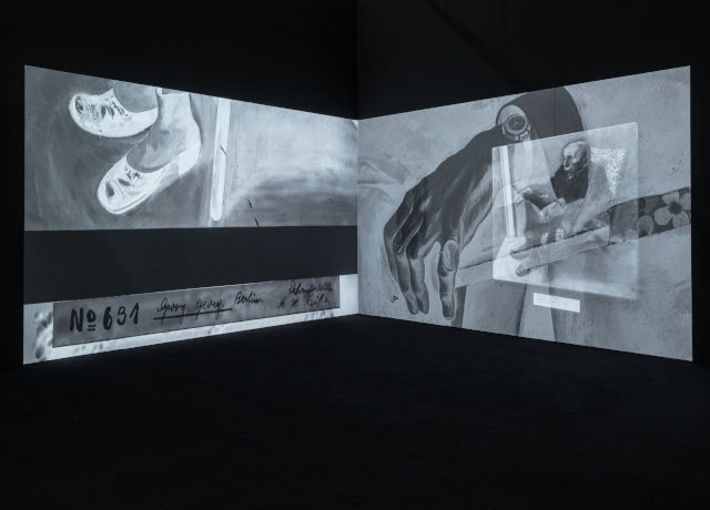 Soutien à l'exposition "Nouvelle Objectivité et August Sander" par la production de l'oeuvre - projection "Retournements"